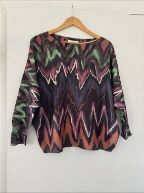 Wave-Print Multicolor Pullover Sweater - Women's